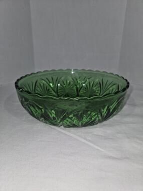 Anchor Hocking Medallion Winter Green Glass Bowl 8" Vintage